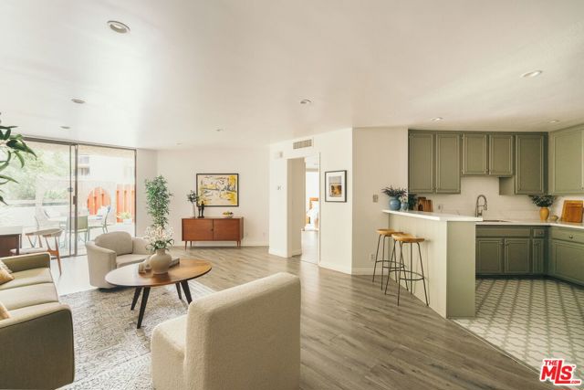 Property photo of 3961 Via Marisol