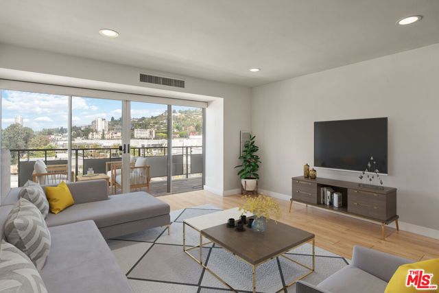 Property photo of 1155 N La Cienega BL