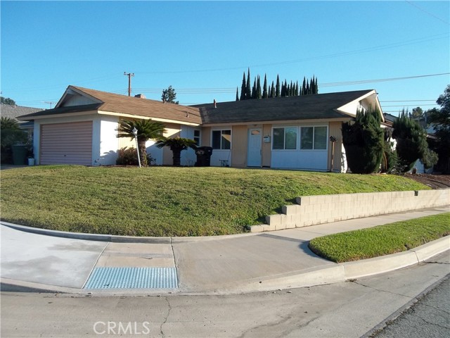 Property photo of 3300 E Millridge DR