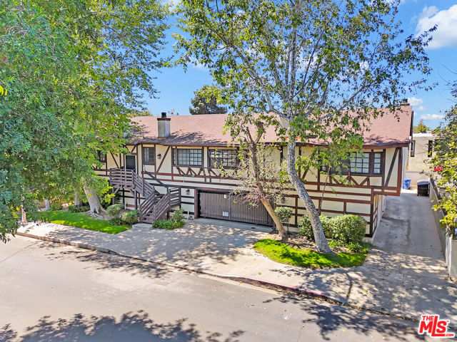 Photo of 4633 Ben Av