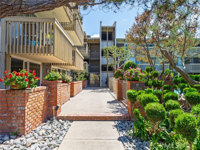 Photo of 6526 Ocean Crest