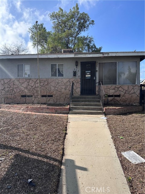 Property photo of 946 Cedar