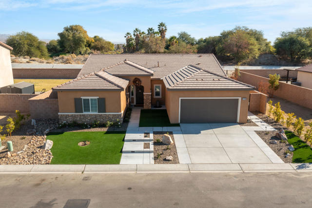 Property photo of 44880 Beringer DR