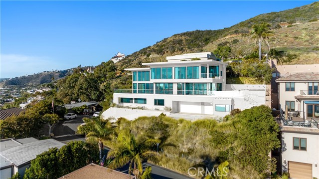 Property photo of 31402 Ceanothus DR