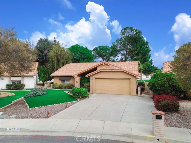Property photo of 1838 Tamarack LN