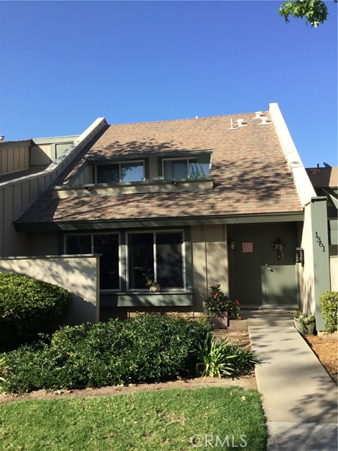 Property photo of 1361 Camelot DR