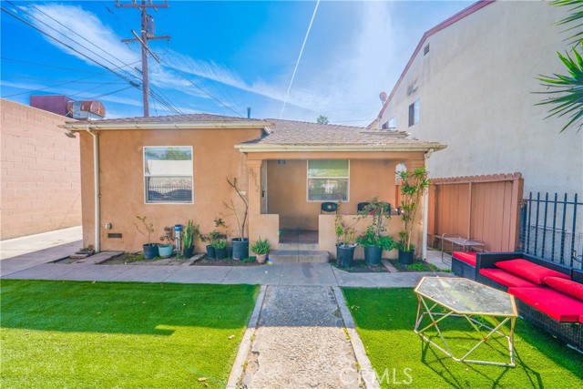 Property photo of 8912 Elizabeth AV