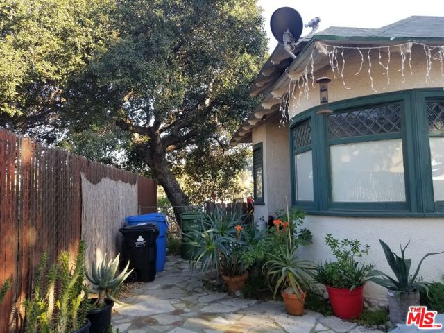 Property photo of 202 Thorne ST
