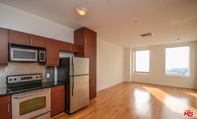 Property photo of 3810 Wilshire BL