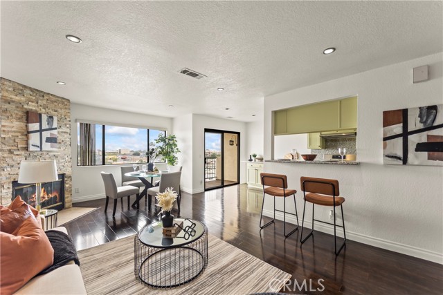 Property photo of 1436 257th ST