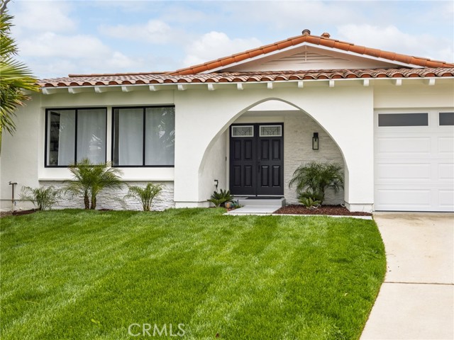 Property photo of 4918 Delacroix RD