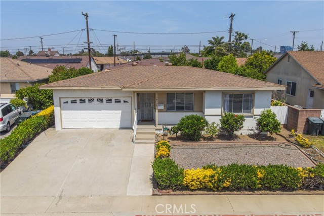 Property photo of 18126 S Denker AV