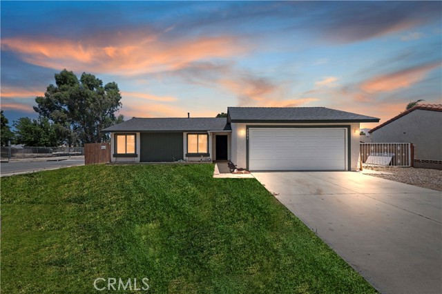 Photo of 2294 Daisy Wy