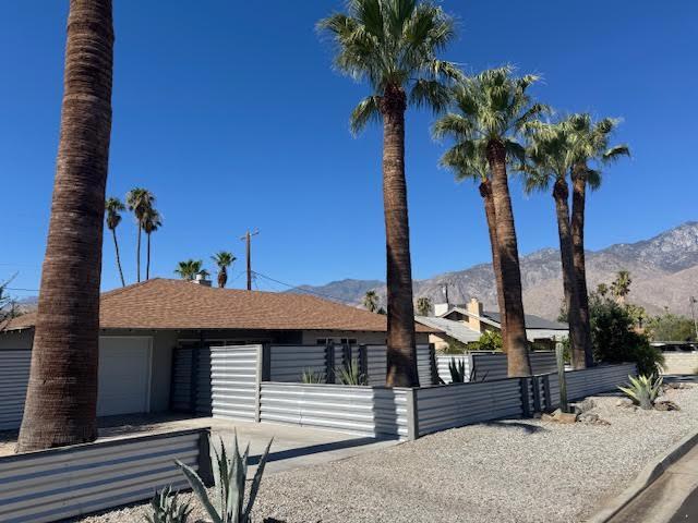 Property photo of 3767 E Sunny Dunes RD