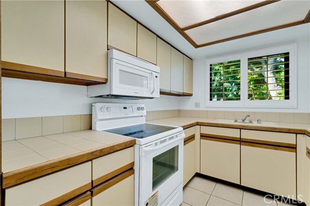 Property photo of 5000 S Centinela AV