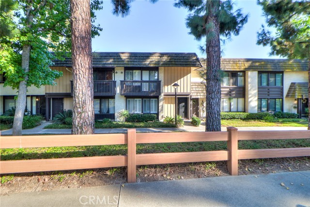 Property photo of 743 Smokewood LN