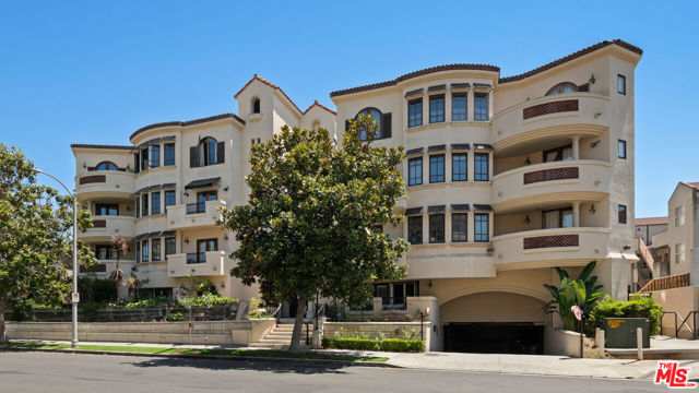 Property photo of 10364 Almayo AV