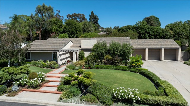 Photo of 9292 Hidden Valley Dr