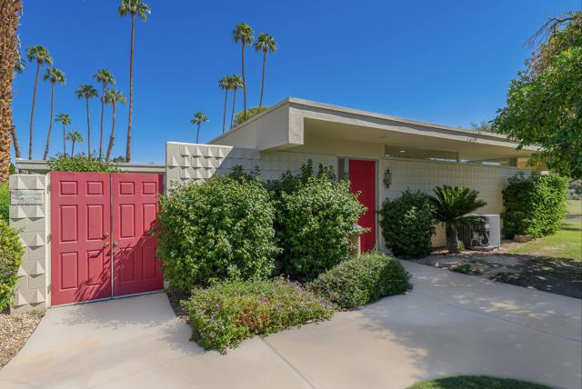 Property photo of 83 Westlake CR