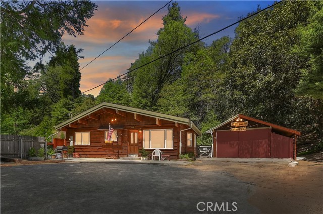 Property photo of 29548 Hook Creek