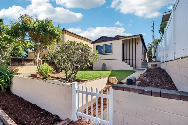 Photo of 532 Rosecrans Avenue