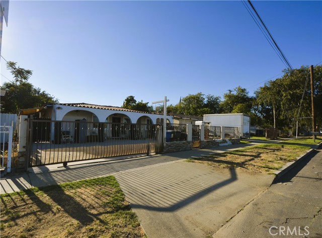 Property photo of 1214 S Sultana