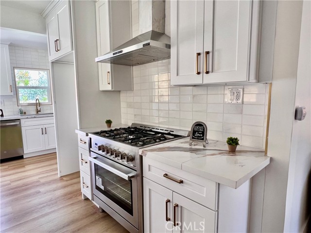 Property photo of 3948 Van Horne