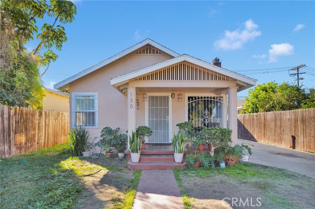 Property photo of 130 E 107th