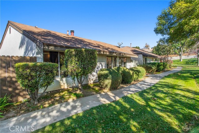 Property photo of 13673 Dogwood