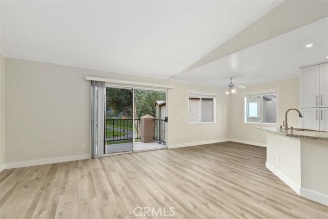 Property photo of 2576 Avenida Del Vista