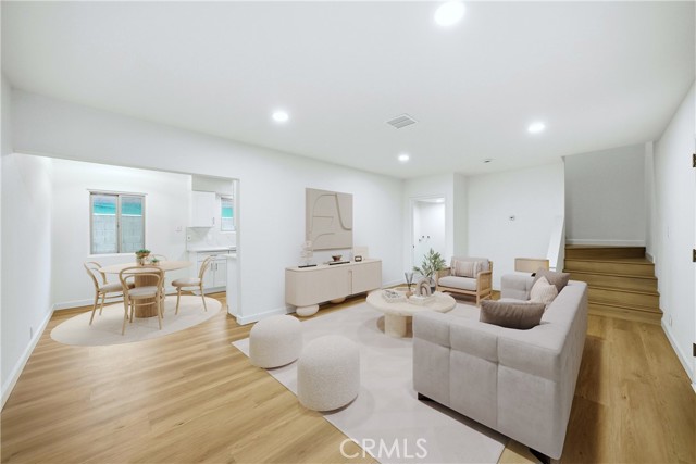 Property photo of 746 N Garfield