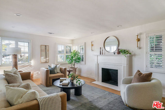 Property photo of 4405 Springdale DR