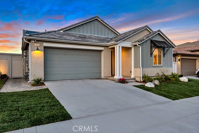 Property photo of 28536 Daybreak WY