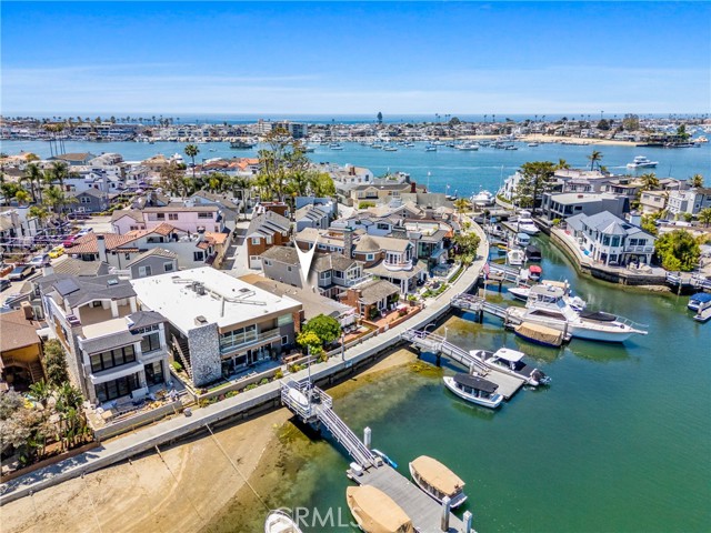 Property photo of 129 N Bay Front
