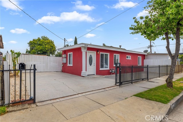 Property photo of 1048 S Record AV