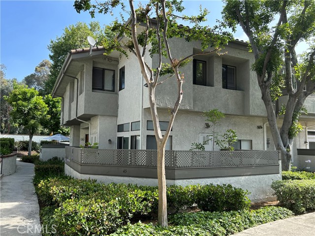 Property photo of 45 Willowcrest LN