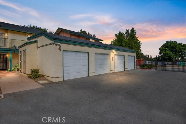 Property photo of 2652 Shadow Hills DR