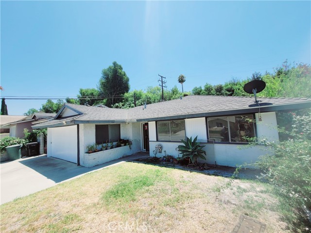 Property photo of 3030 E Valley View AV