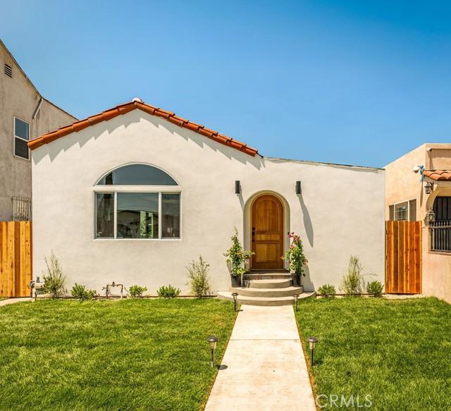 Property photo of 3009 S Norton AV