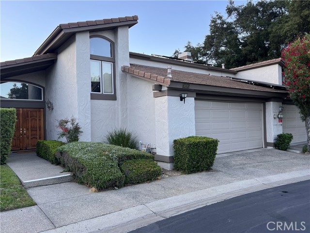 Property photo of 38285 Oaktree