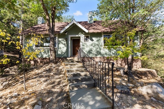 Property photo of 26690 Thunderbird DR