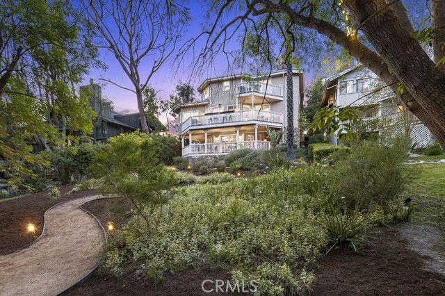 Property photo of 23436 Via Alondra