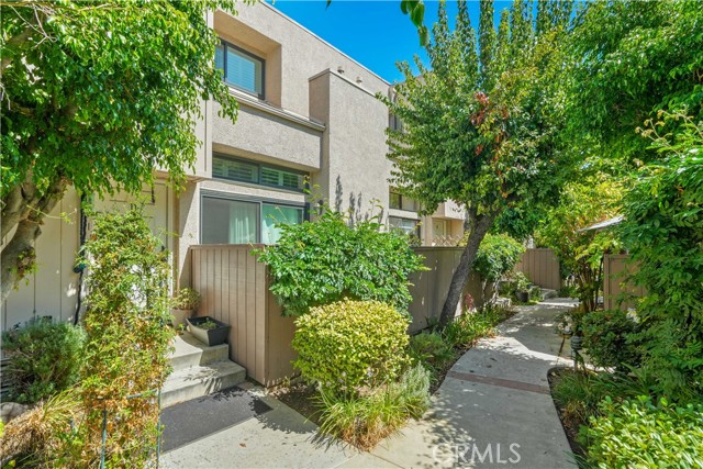 Property photo of 15225 Magnolia BL