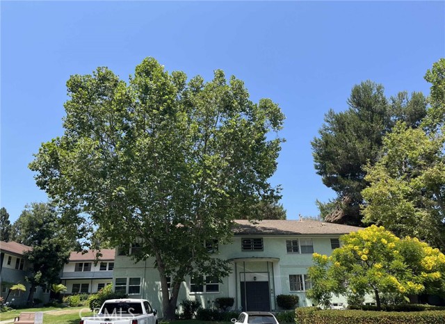 Property photo of 5829 Bowcroft