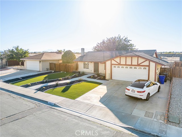 Property photo of 13577 Arroyo DR