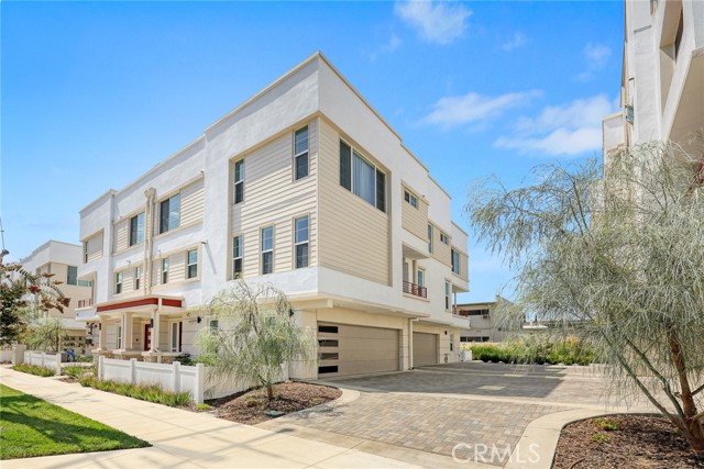 Photo of 137 Saint Francis