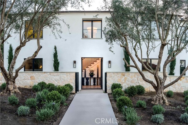 Property photo of 704 Apsley