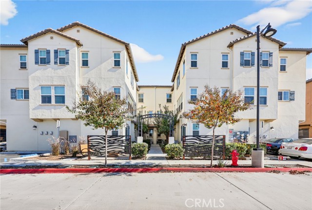 Property photo of 786 N Ethan