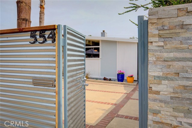 Property photo of 554 Rosecrans AV