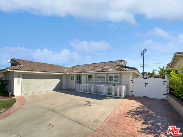 Property photo of 1224 Evergreen AV